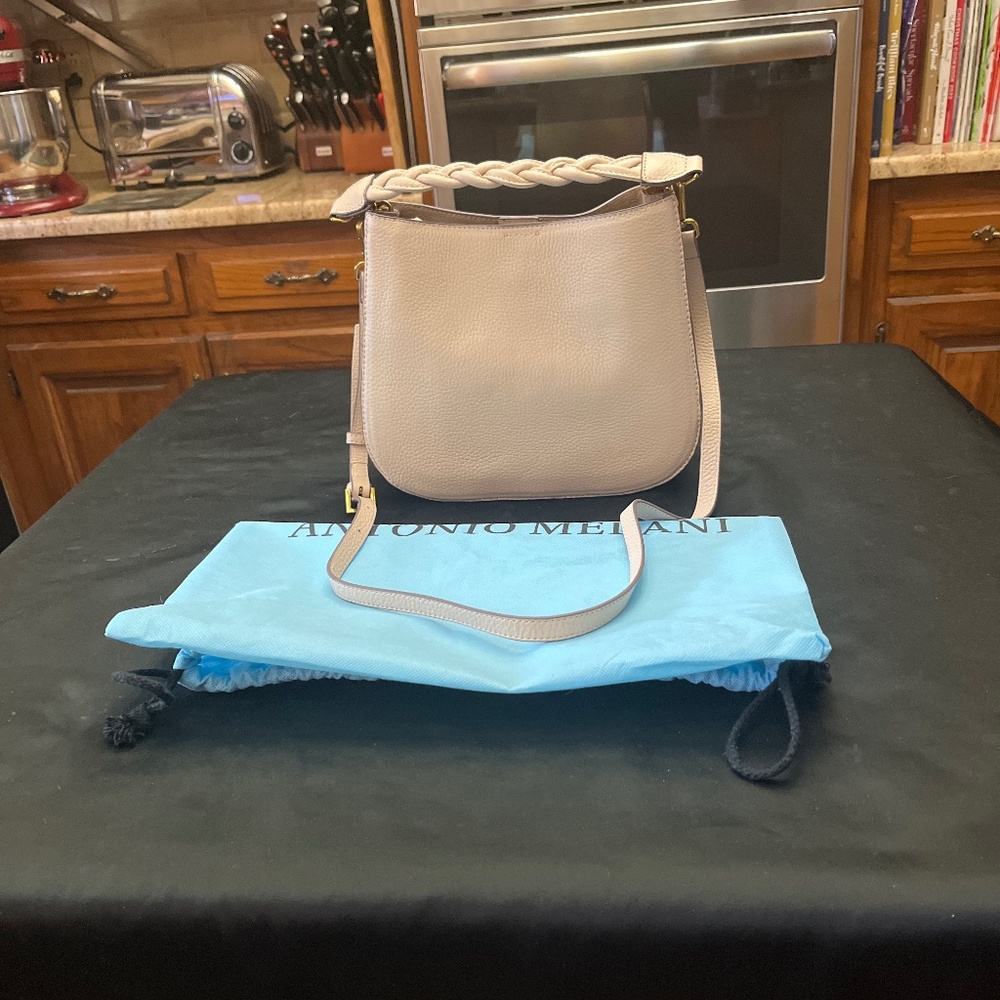 NWT, Beautiful Quality, Antonio Melani Ceamy Tan Color Shoulder Bag .